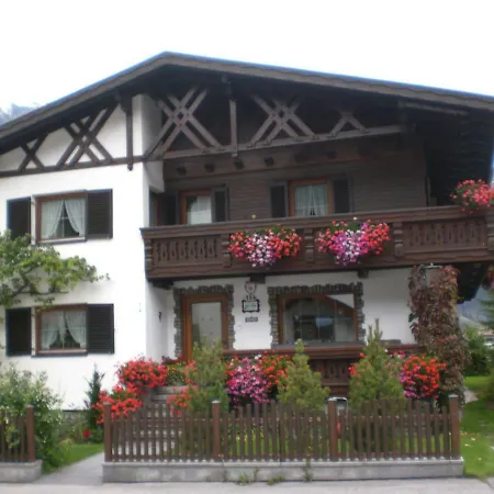 Ferienwohnung Familie Hoefler * 朗根费尔德